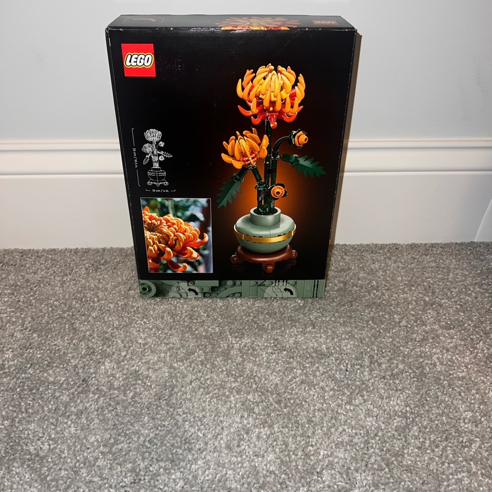 LEGO Botanical Collection Orange Flower Display